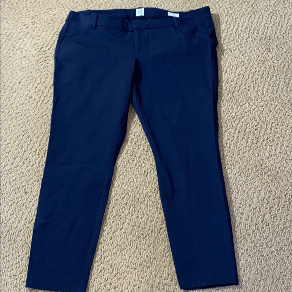 Gap Maternity pants